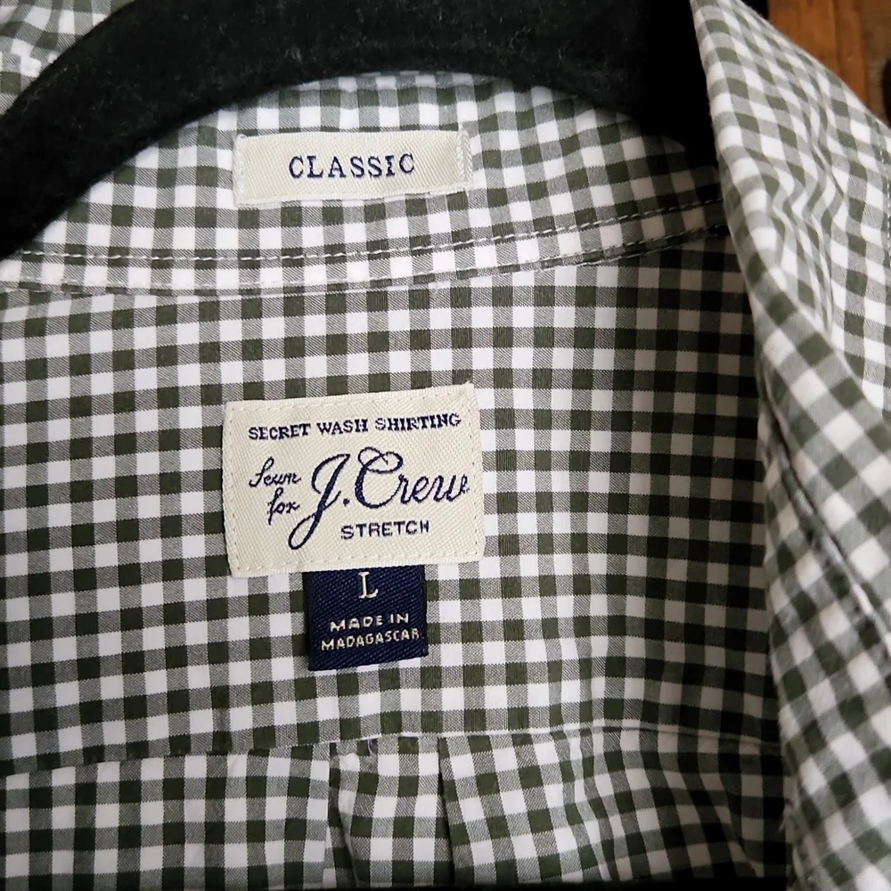 J. Crew, 0253, Olive green classic ghingam man's long sleeve shirt, size L - Picture 6 of 7
